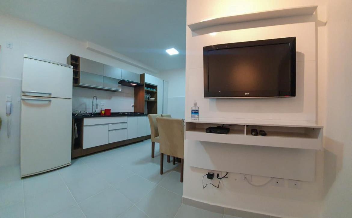 Apartamento Novo , Poucos Metros Da Praia Com Wi Fi Ubatuba Exterior photo